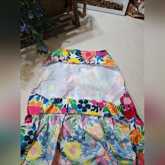 Vibrant Life Dress For dogs and cats Size Medium ADORABLE 🐈 😻 - Picture 6 of 8